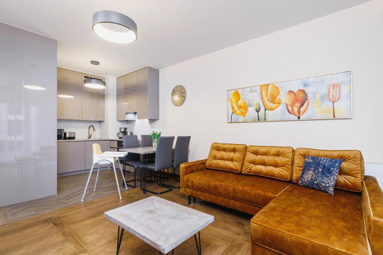 Apartments Go Rakowicka By Noclegi Renters Krakow Luaran gambar